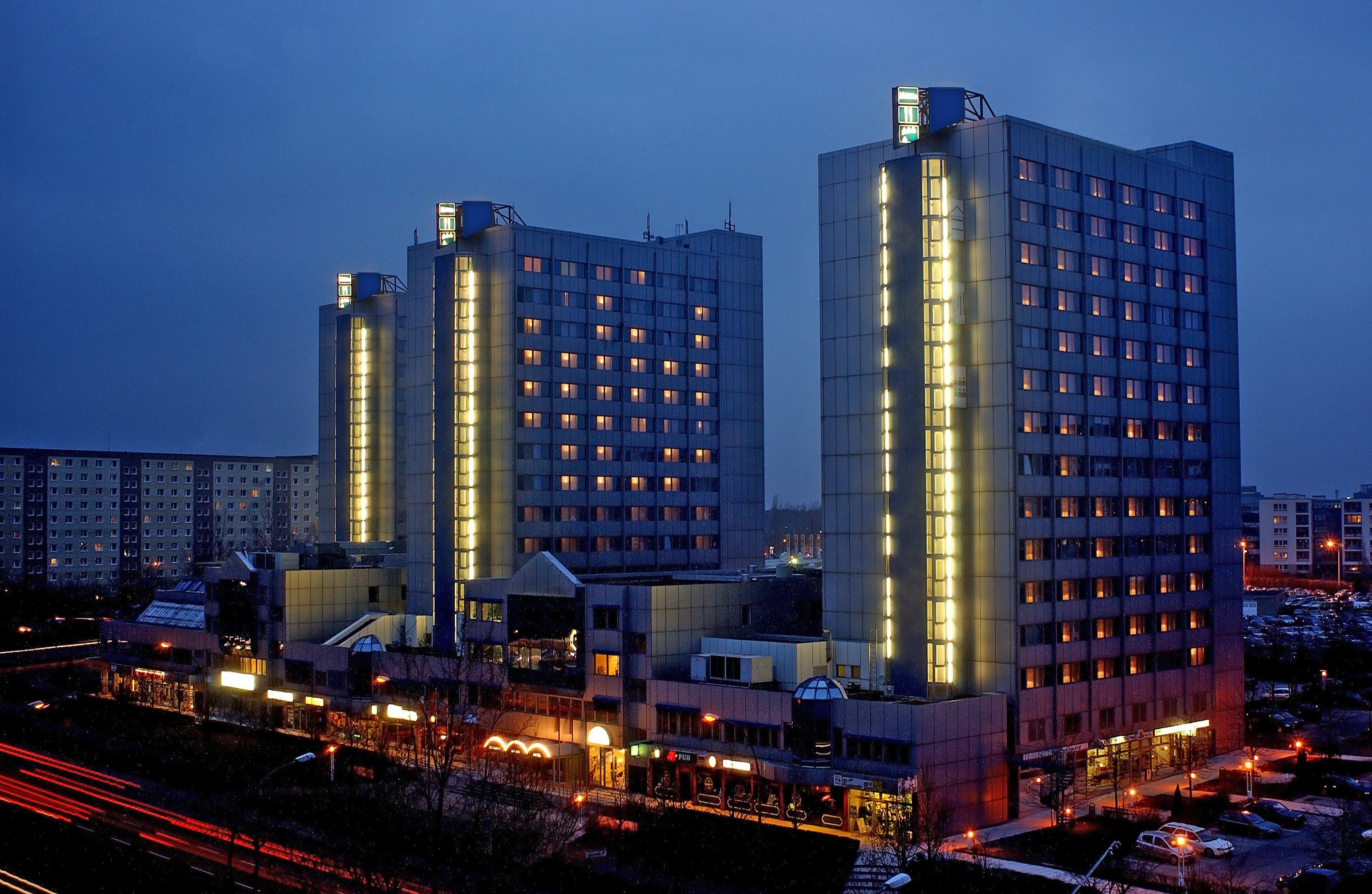 City Hotel Berlin East Exterior foto
